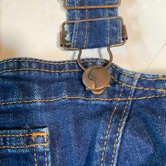 Joe’s Jeans Bootcut Overalls. Size 28. - Picture 7 of 12